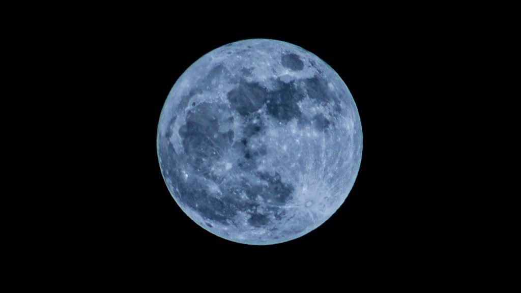Blue Supermoon Colombia