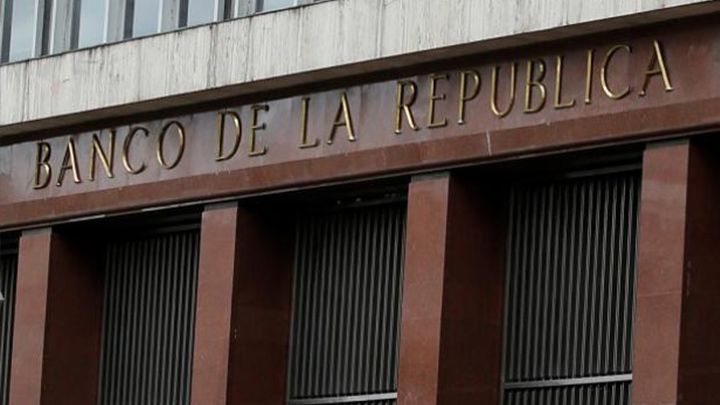 central bank Colombia maintains interest rate