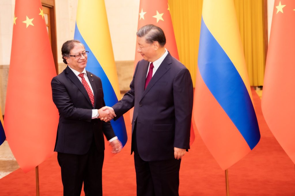 Petro met with Chinese president
