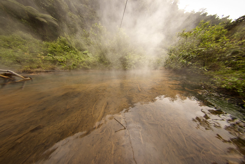 Costa Verde hot springs colombia